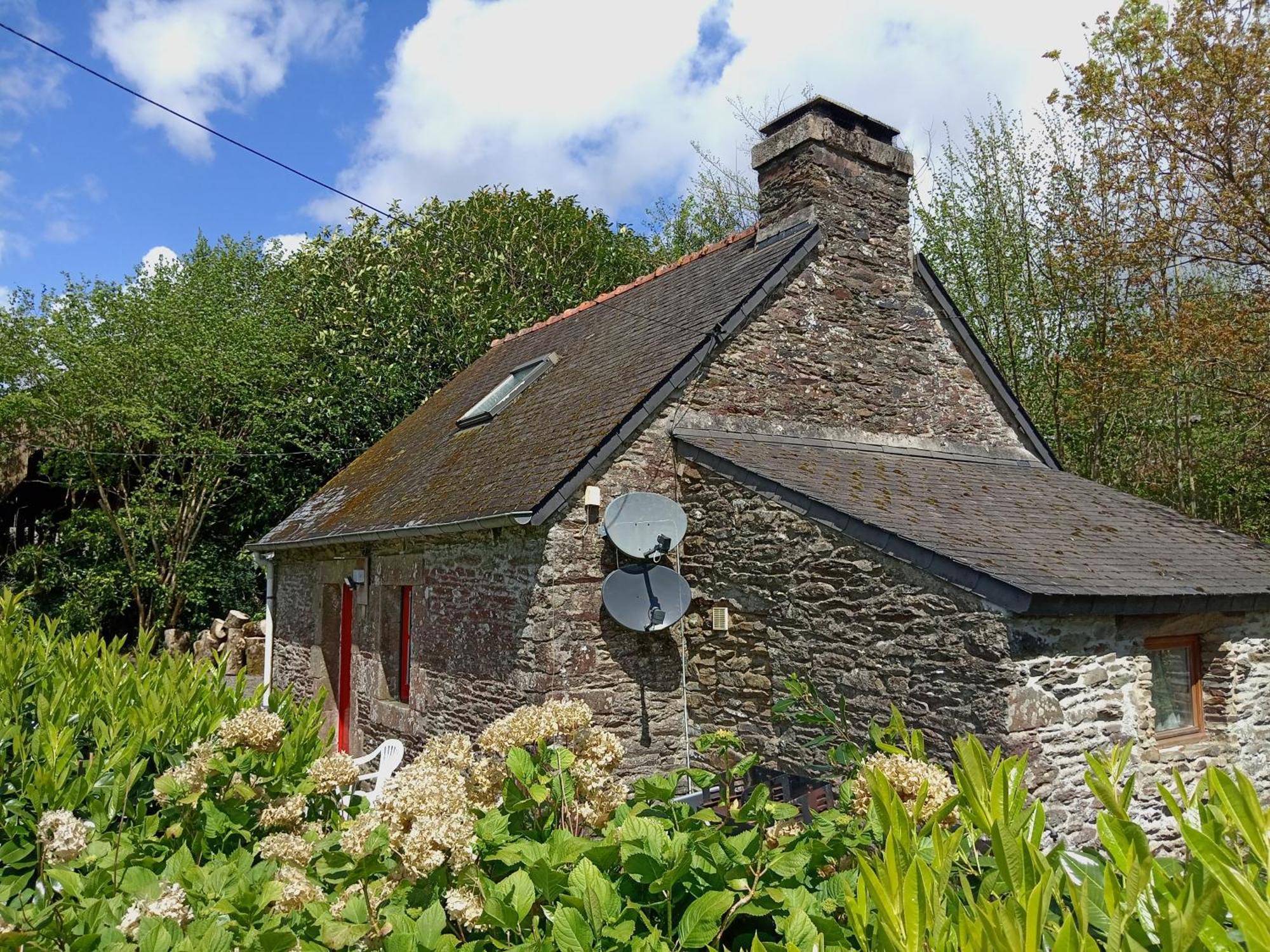 Character Breton Cottage 卡尔艾普卢盖 外观 照片